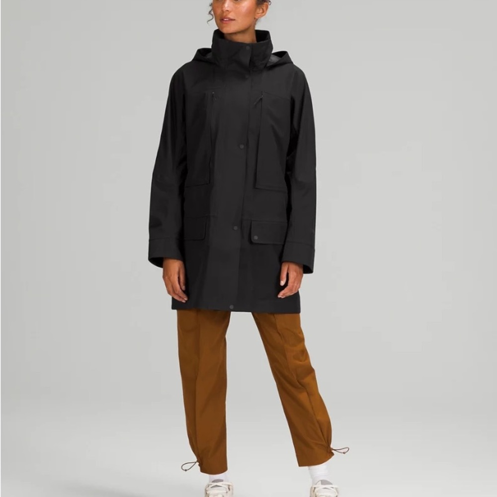 StretchSeal Relaxed-Fit Long Rain Jacket